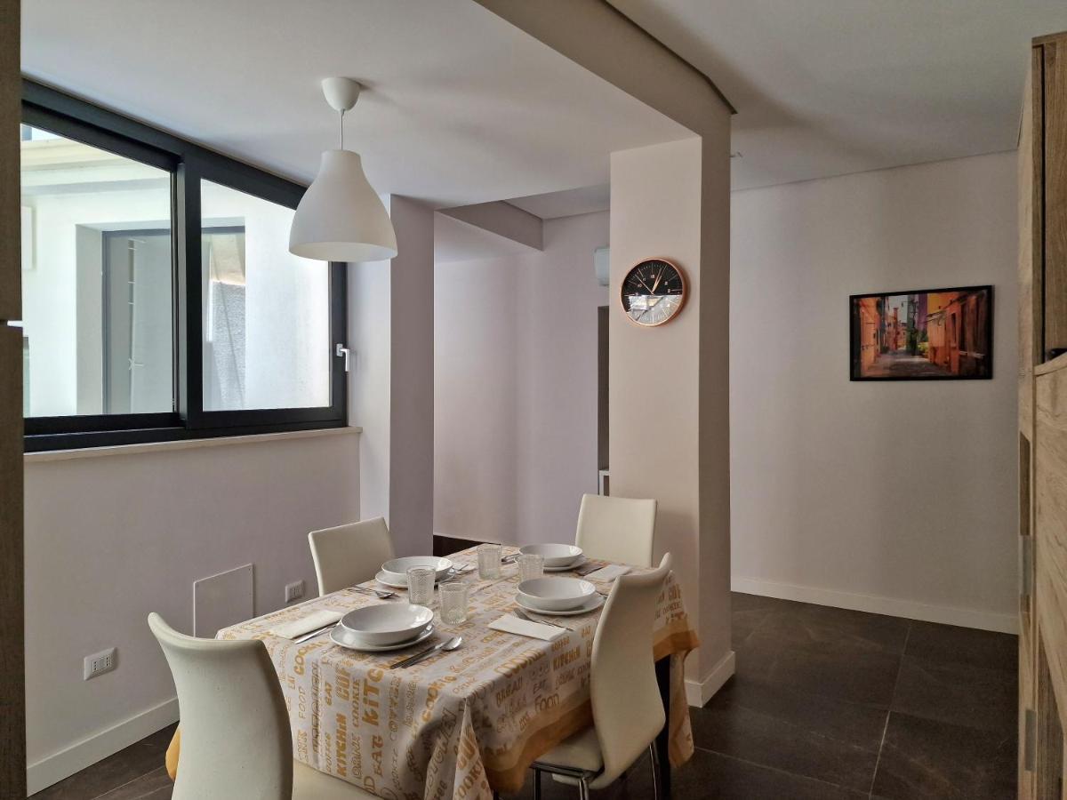 The White Domus Apartment Taormina Exterior foto