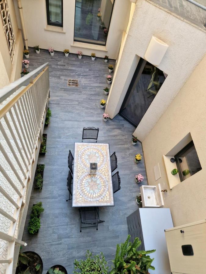 The White Domus Apartment Taormina Exterior foto