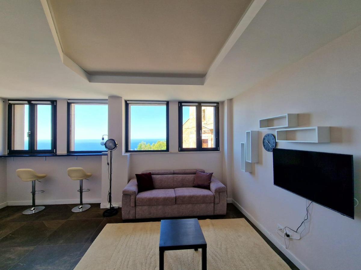 The White Domus Apartment Taormina Exterior foto