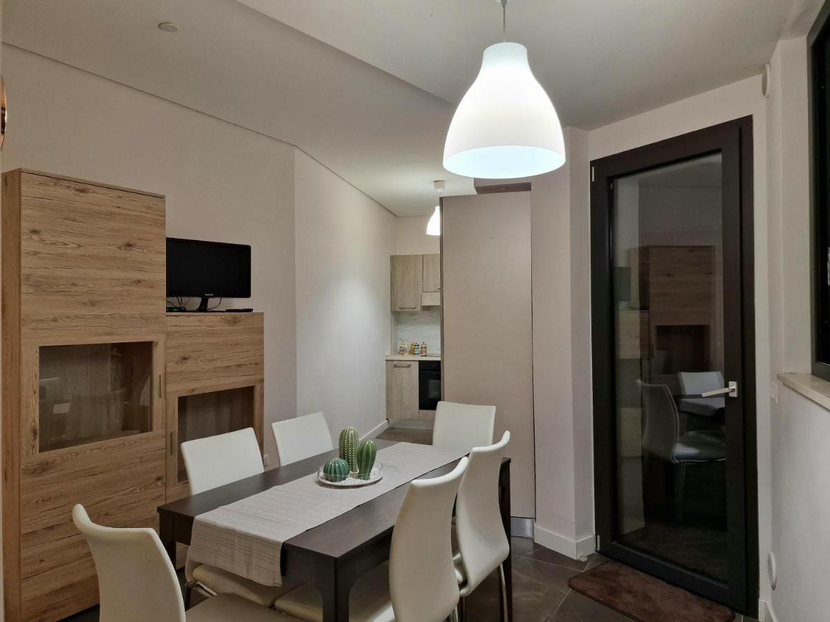 The White Domus Apartment Taormina Exterior foto
