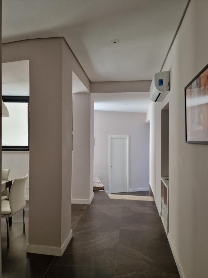 The White Domus Apartment Taormina Exterior foto