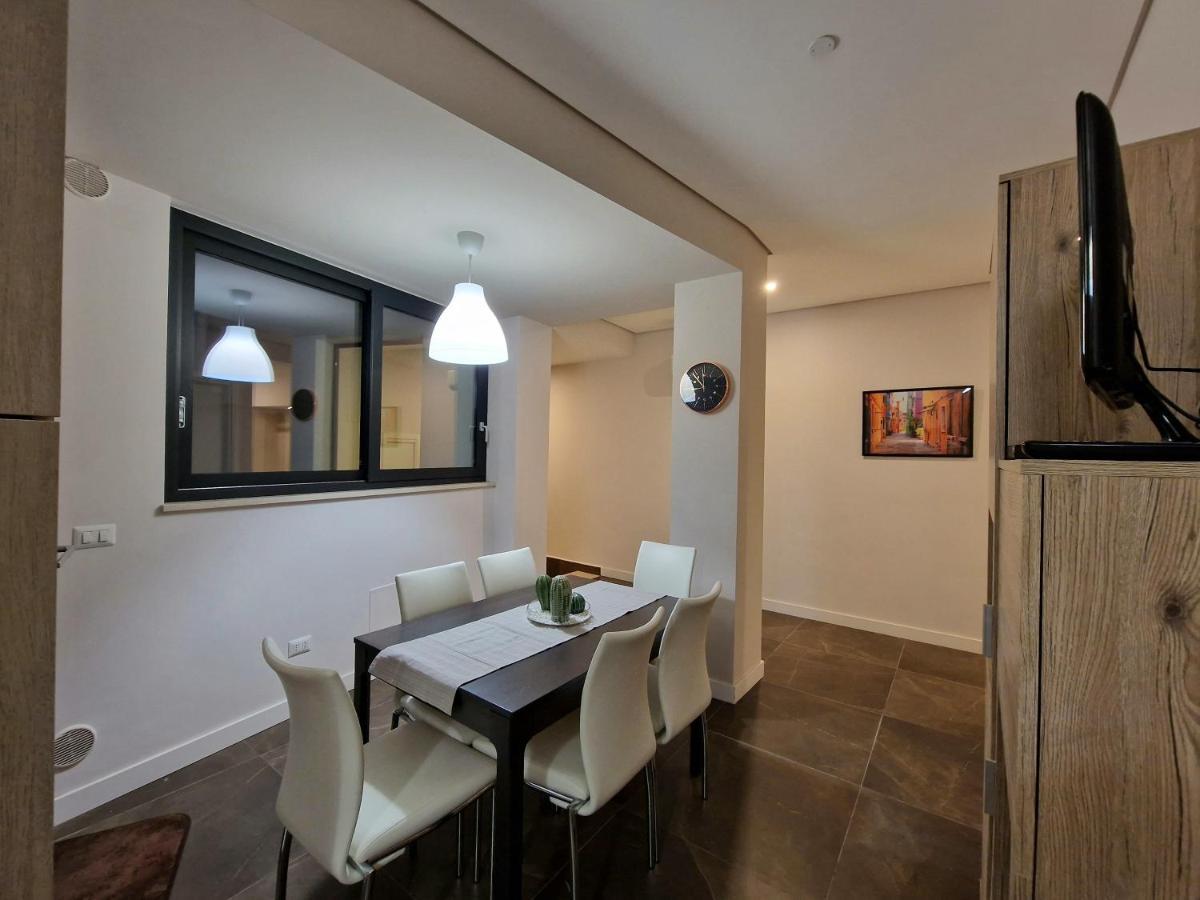 The White Domus Apartment Taormina Exterior foto