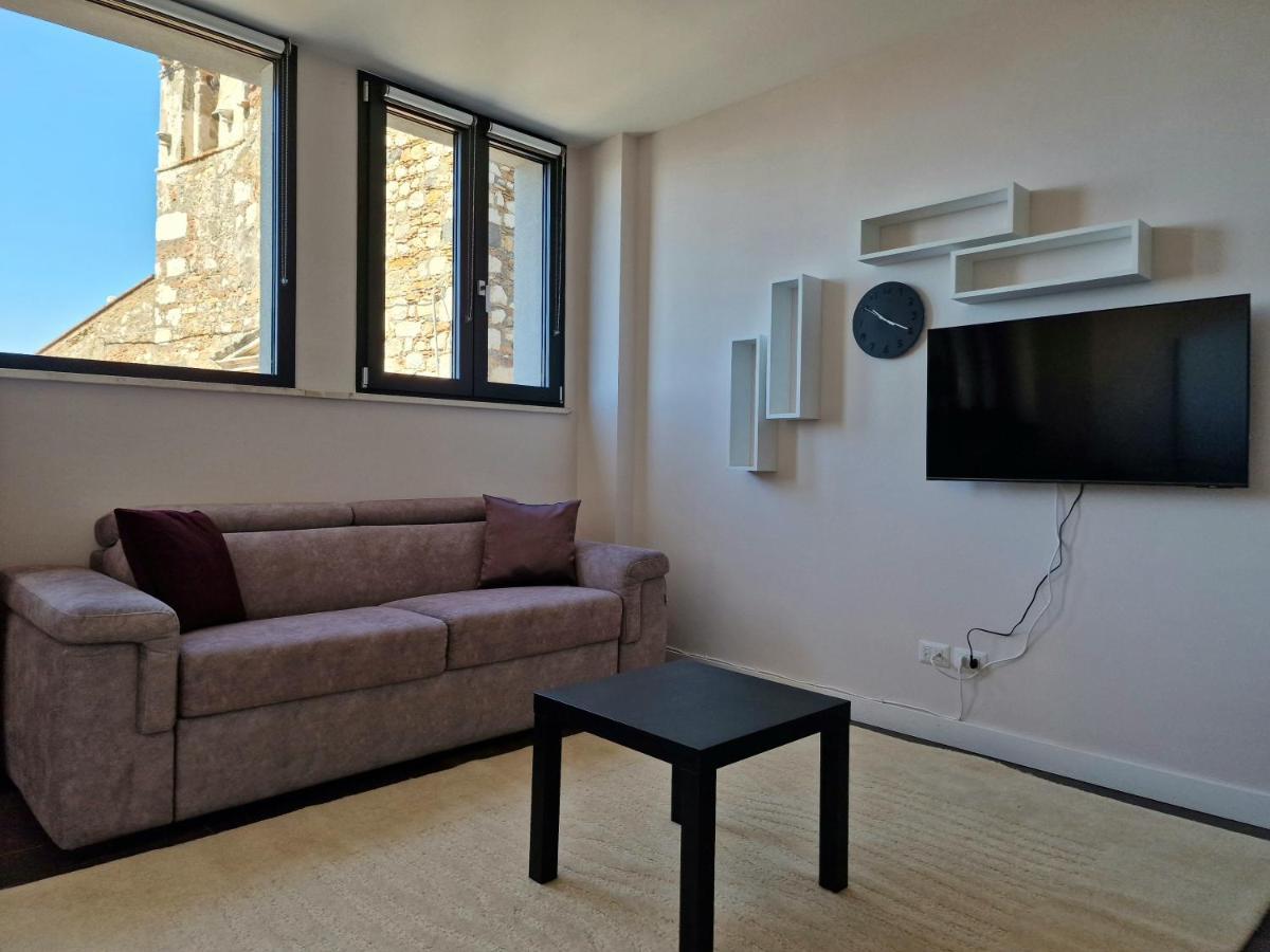 The White Domus Apartment Taormina Exterior foto